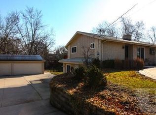 607 Hillside Dr, Fairfield, IA 52556