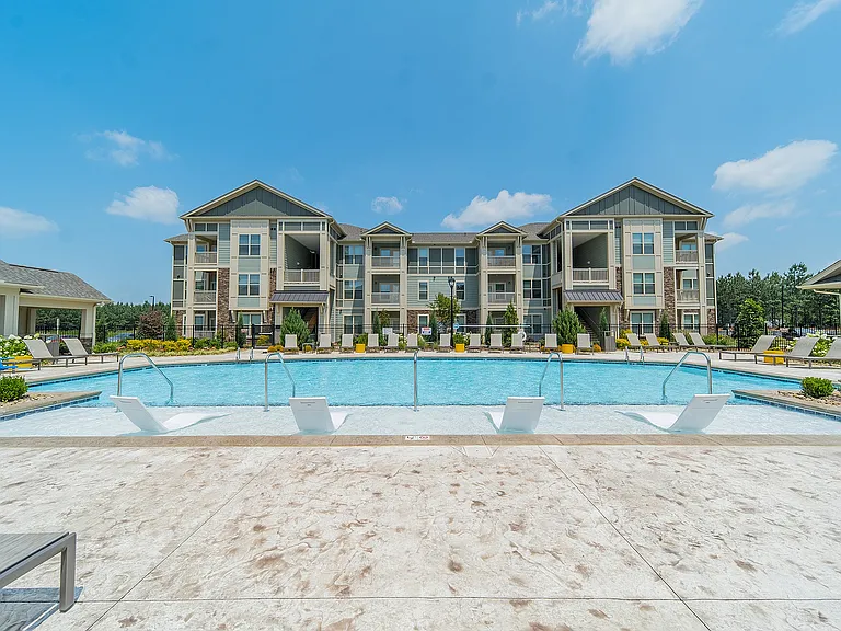 HighlandRidge_2021_Pool_02