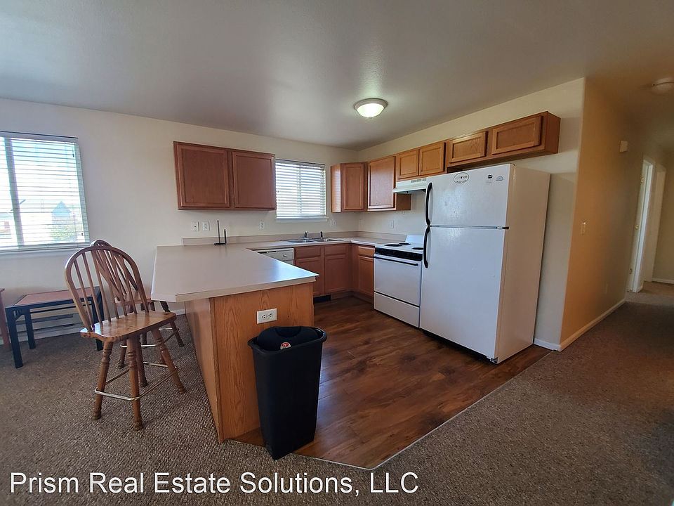 1st image of 1818 S 11th St #8688808