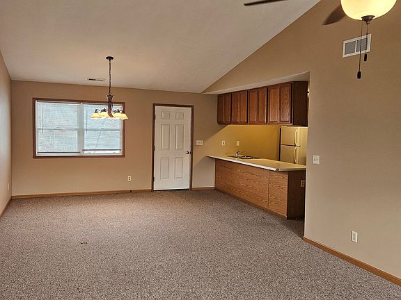 5th image of 7321-7349 Shillington Dr #7321