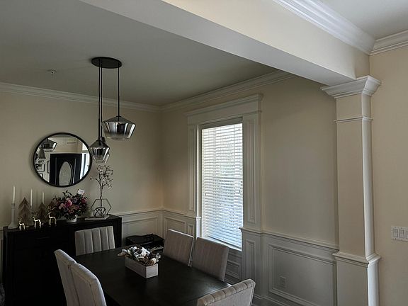 Dining Room near the Entrance Area