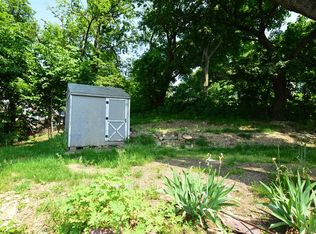 306 1st St, Slatington, PA 18080