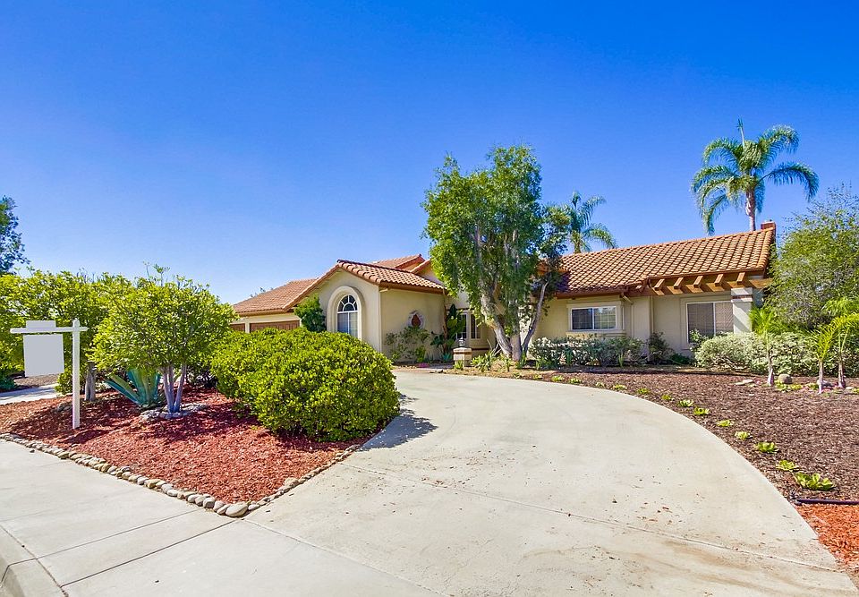 1st image of 14094 Arbolitos Dr