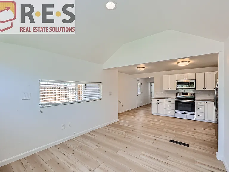 155 Lowell Blvd — Photo 11