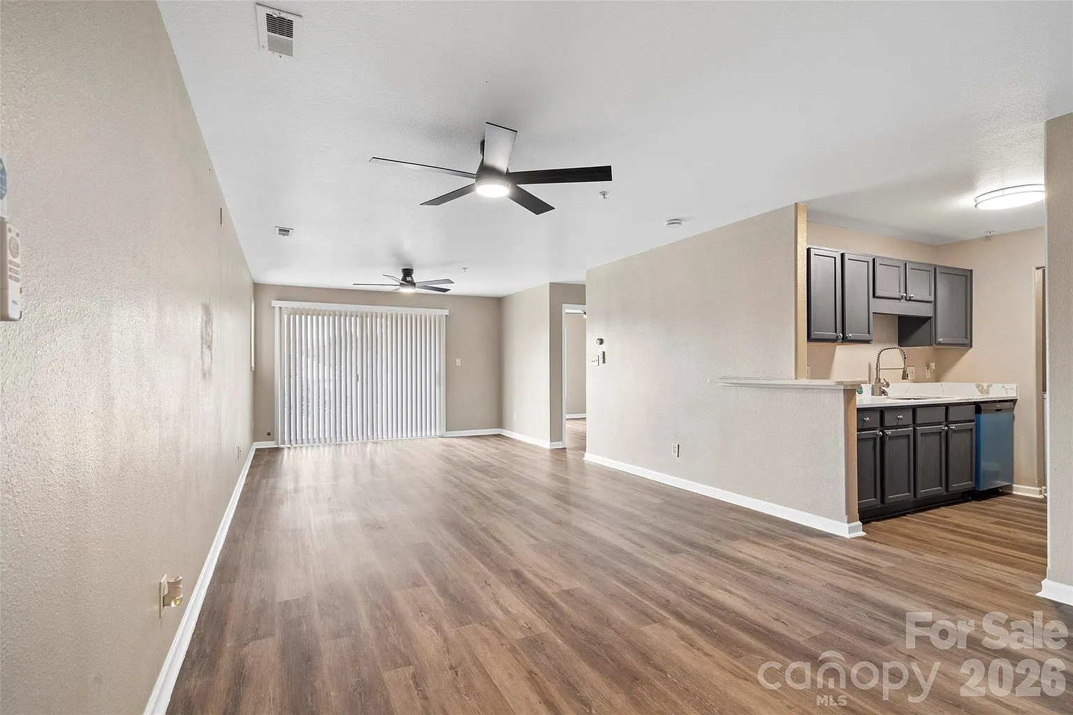 1134 Plaza Walk Dr photo 1