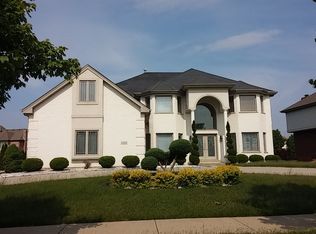 1438 Dunfries St, Flossmoor, IL 60422