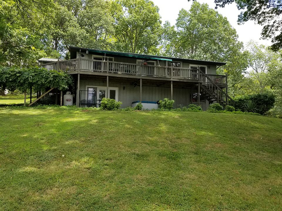 1st image of 146 Hayden Dr