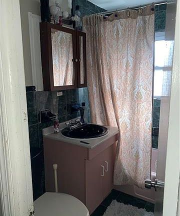 3rd image of 3601 Palmer Ave