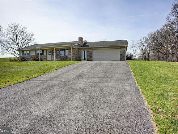 4th image of 1000 Sawmill Rd