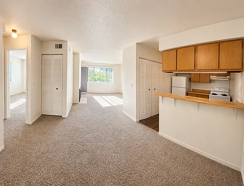 Fox Grove Apartments Photo 1