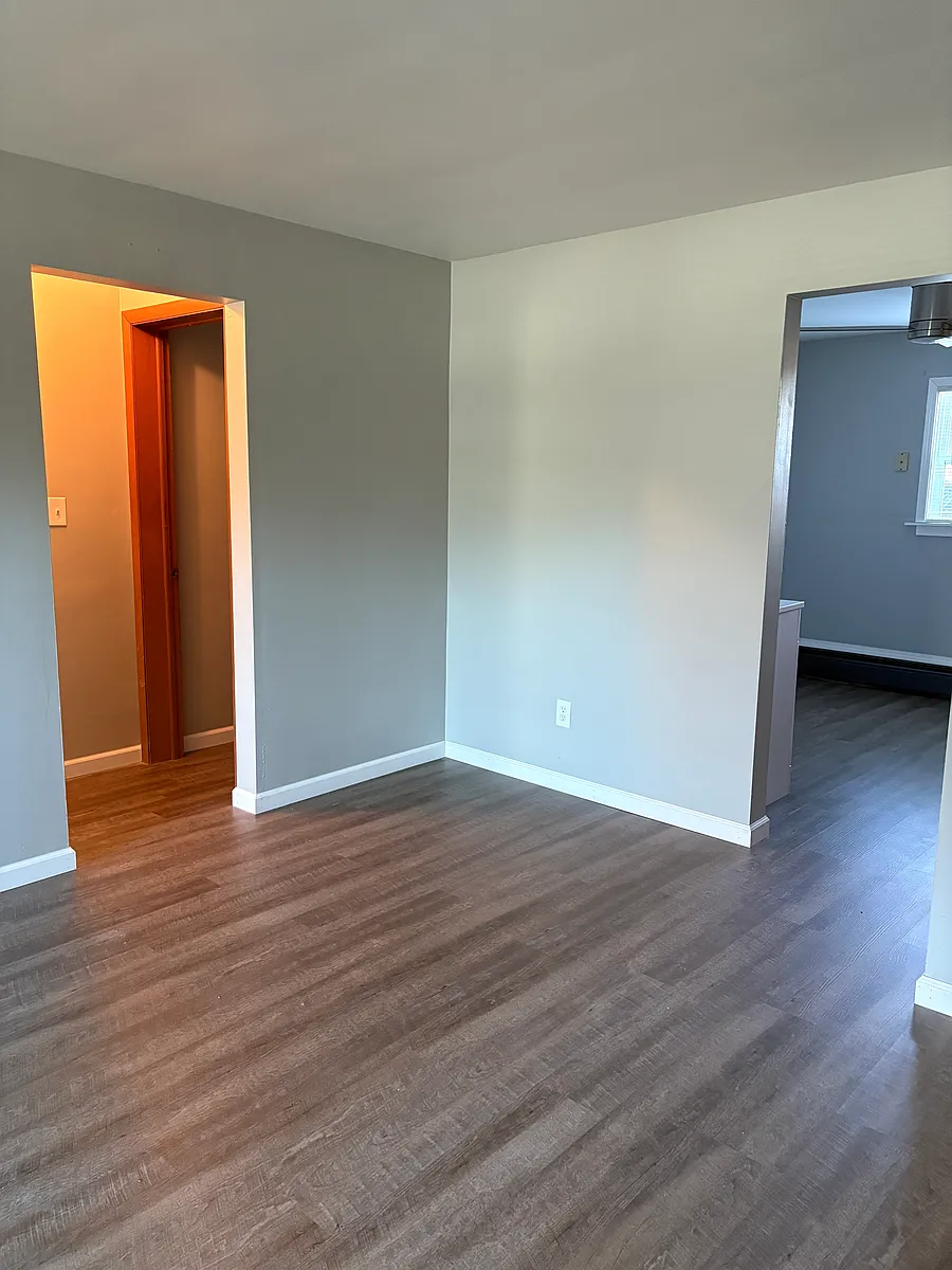 Building Photo - 652 Carlotta Dr #3