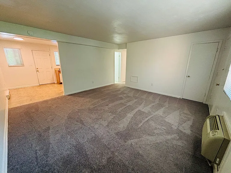 109 Northview Dr #16 — Photo 7