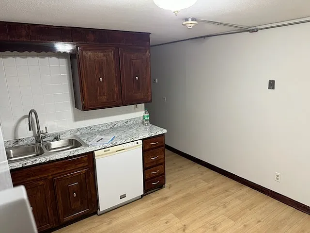 2160 Mineral Spring Ave #B2-U7 — Photo 2