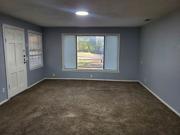 5th image of 2227 Westbrook Ave
