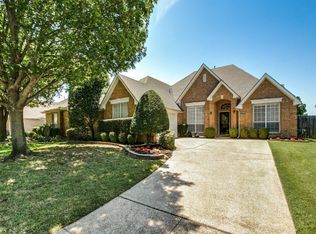 2408 N Hunter Place Ln, Arlington, TX 76006