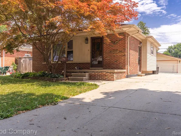 1432 N Custer Ave, Clawson, MI 48017