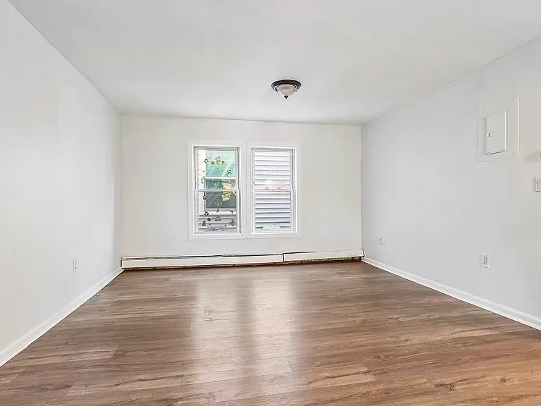 219 Seaman St #1 — Photo 6