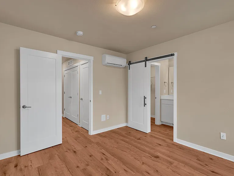 15423 Admiralty Way #E3 — Photo 9