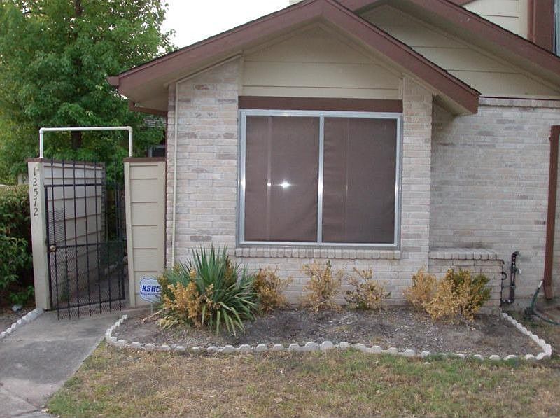 1st image of 12572 Newbrook Dr