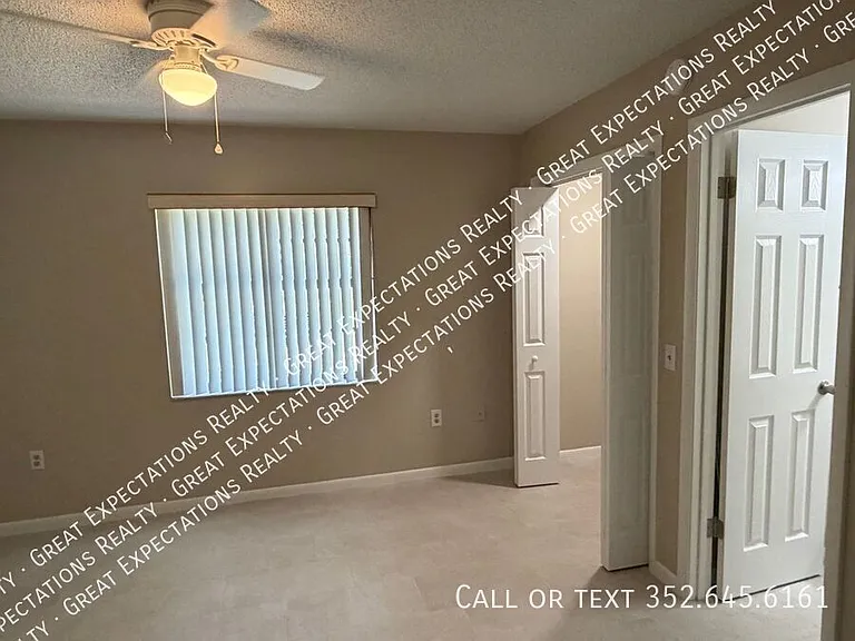 3381 NE 56th Ave — Photo 11