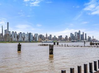 500 Fulton Ct, West New York, NJ 07093
