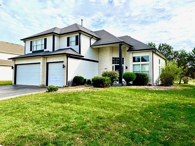 1st image of 700 Tall Grass Dr