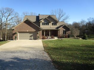 1270 Cole Place Rd, Chester, IL 62233