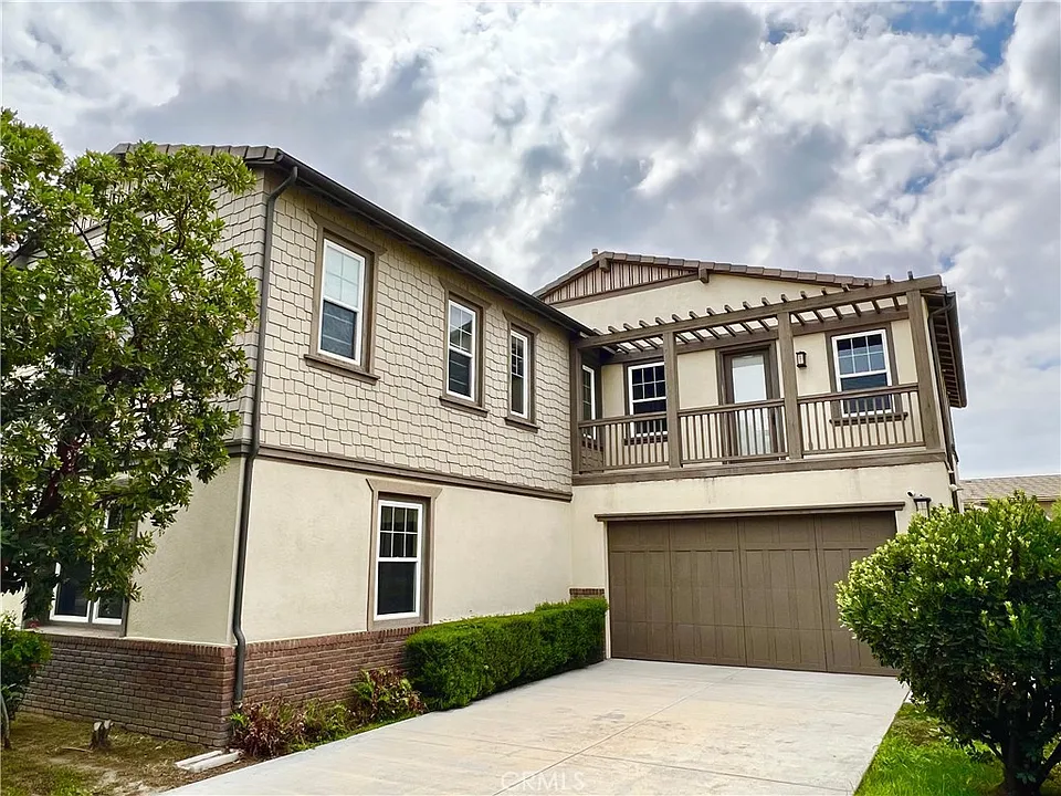 3974 E Callaway Dr