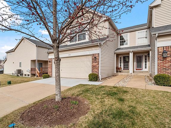 2nd image of 3783 Southern Manor Dr
