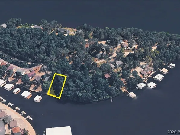 1R Shawnee Rd, Sunrise Beach, MO 65079