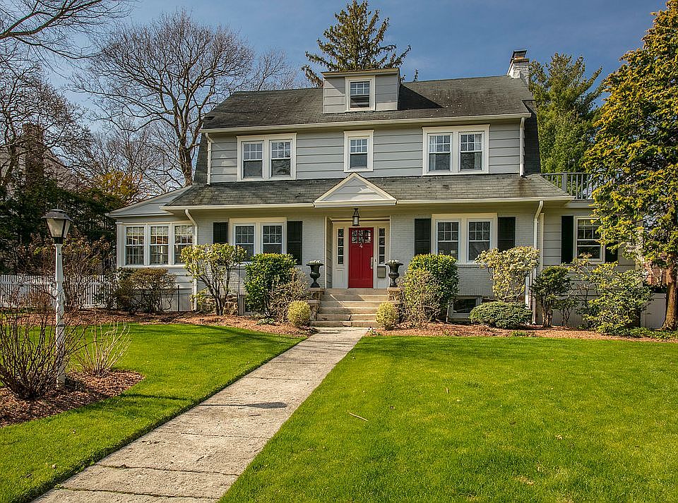 4 Carleon Ave, Larchmont, NY 10538 Zillow