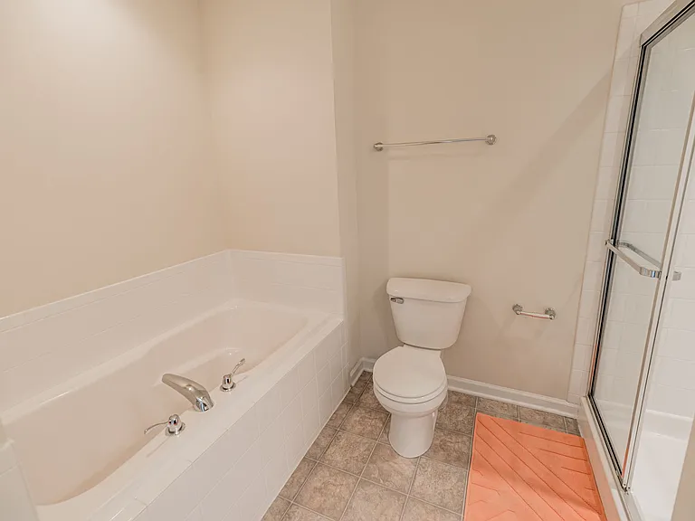 210 Summerfield Dr — Photo 12