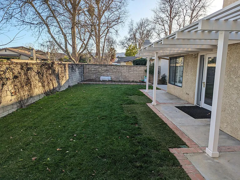 26006 Manzano Ct — Photo 6