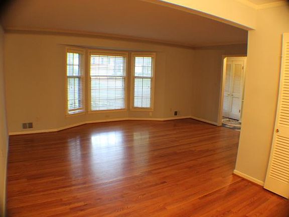 4th image of 7317 High Dr