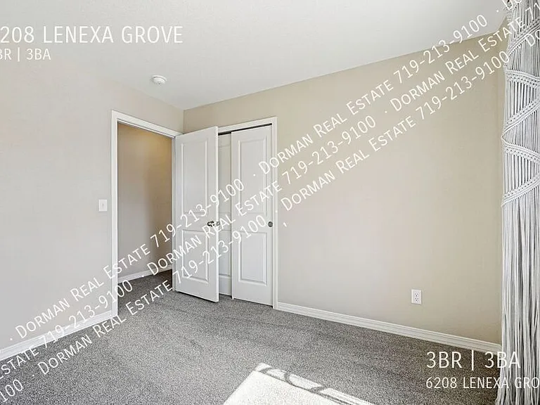 6208 Lenexa Grv — Photo 17