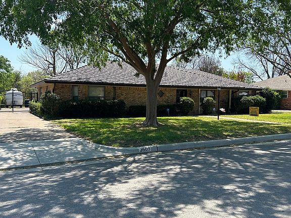 5th image of 3605 Minot Ave