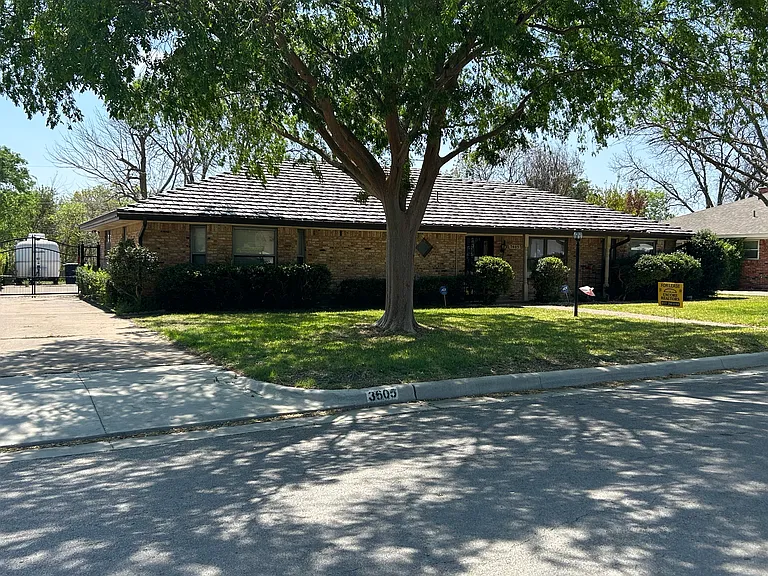 3605 Minot Ave — Photo 5