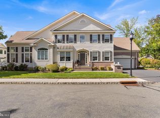 1 Riviera Ct, Lawrence Township, NJ 08648