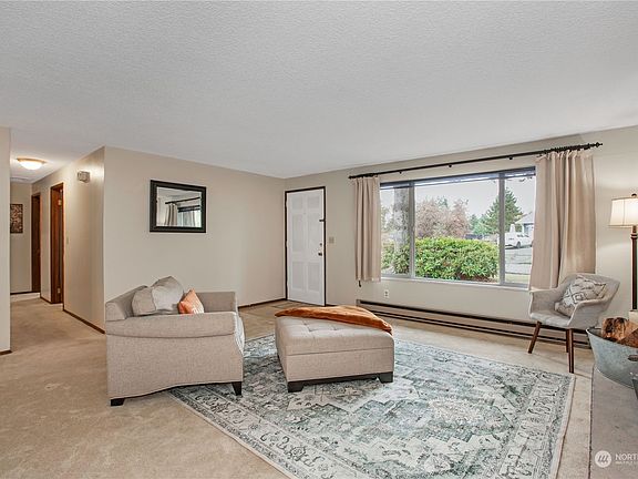 3rd image of 11808 SE 323rd Place