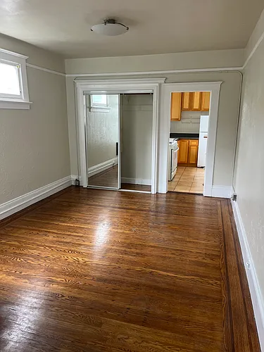 1375 California St #104 Photo 1
