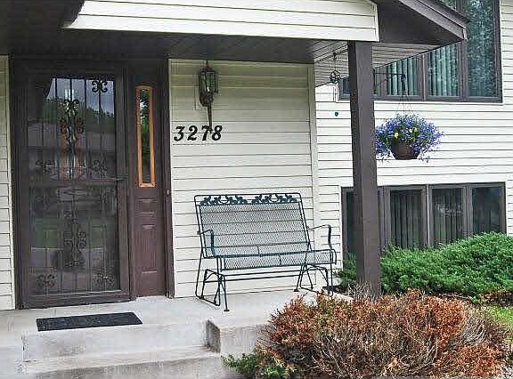 2nd image of 3278 York Alcove