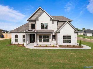 101 Frances Trace Dr, Meridianville, AL 35759