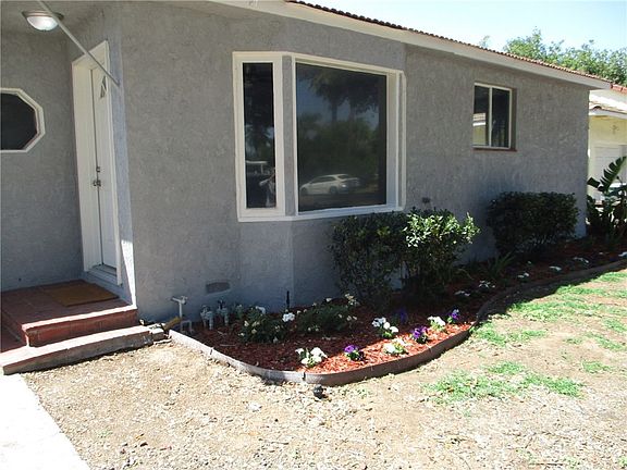 4th image of 9748 Belmont Dr