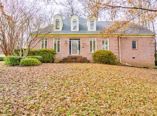 1973 Steeplebrook Dr, Cordova, TN 38016