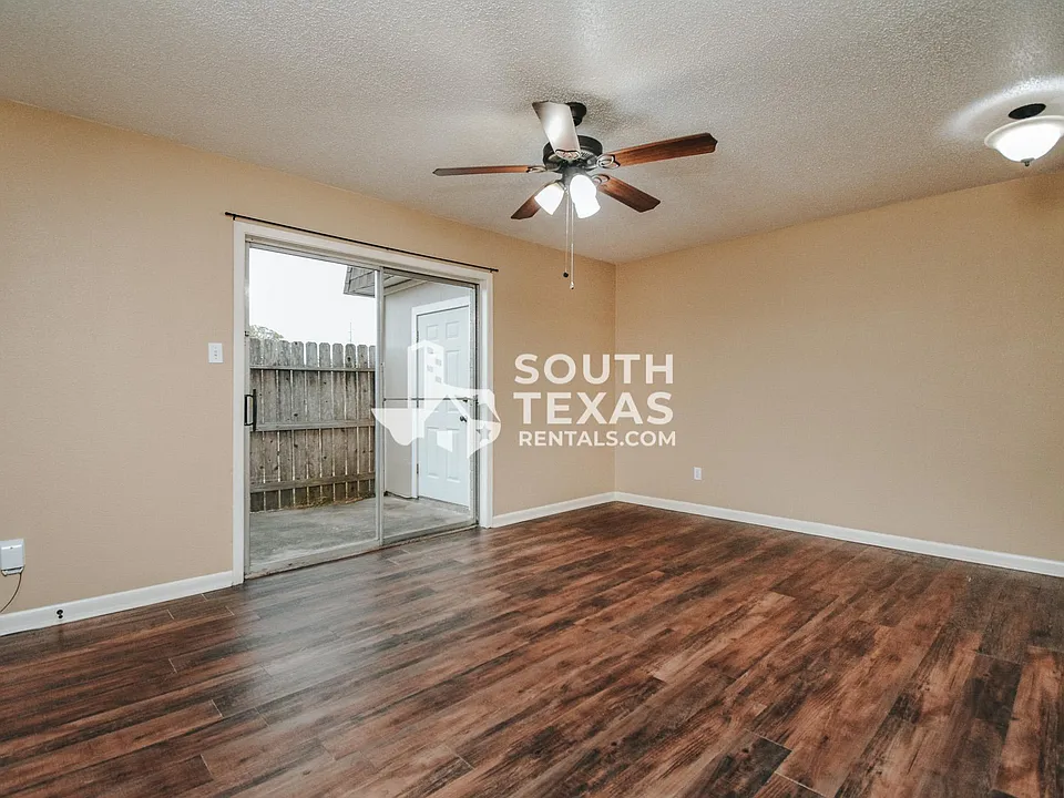 1905 Melrose Ave #D