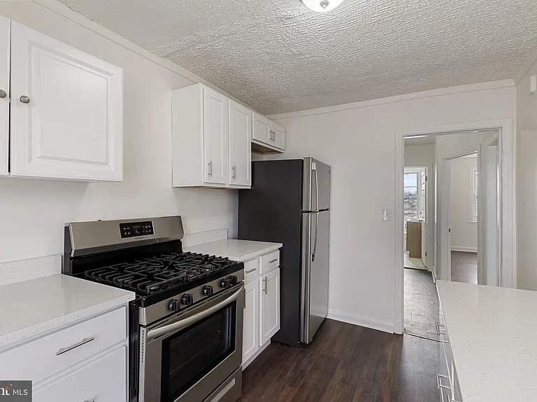 3902 Erdman Ave #2 — Photo 1