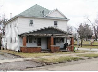 914 N Walnut St, Dover, OH