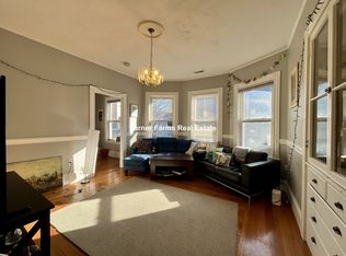 122 Calumet St #3A, Roxbury Crossing, MA 02120