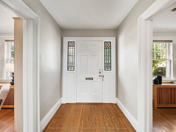 5th image of 106 Colin Ave