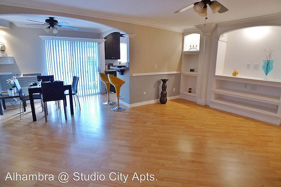 1st image of 10937 Fruitland Dr APT 9